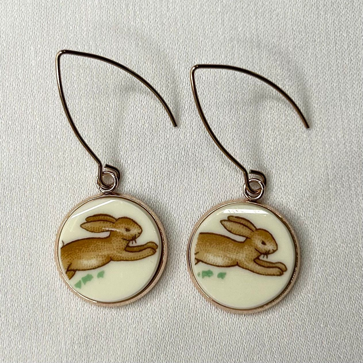 Royal Doulton ‘Bunnykins’ Hooks Dangly Earrings RM