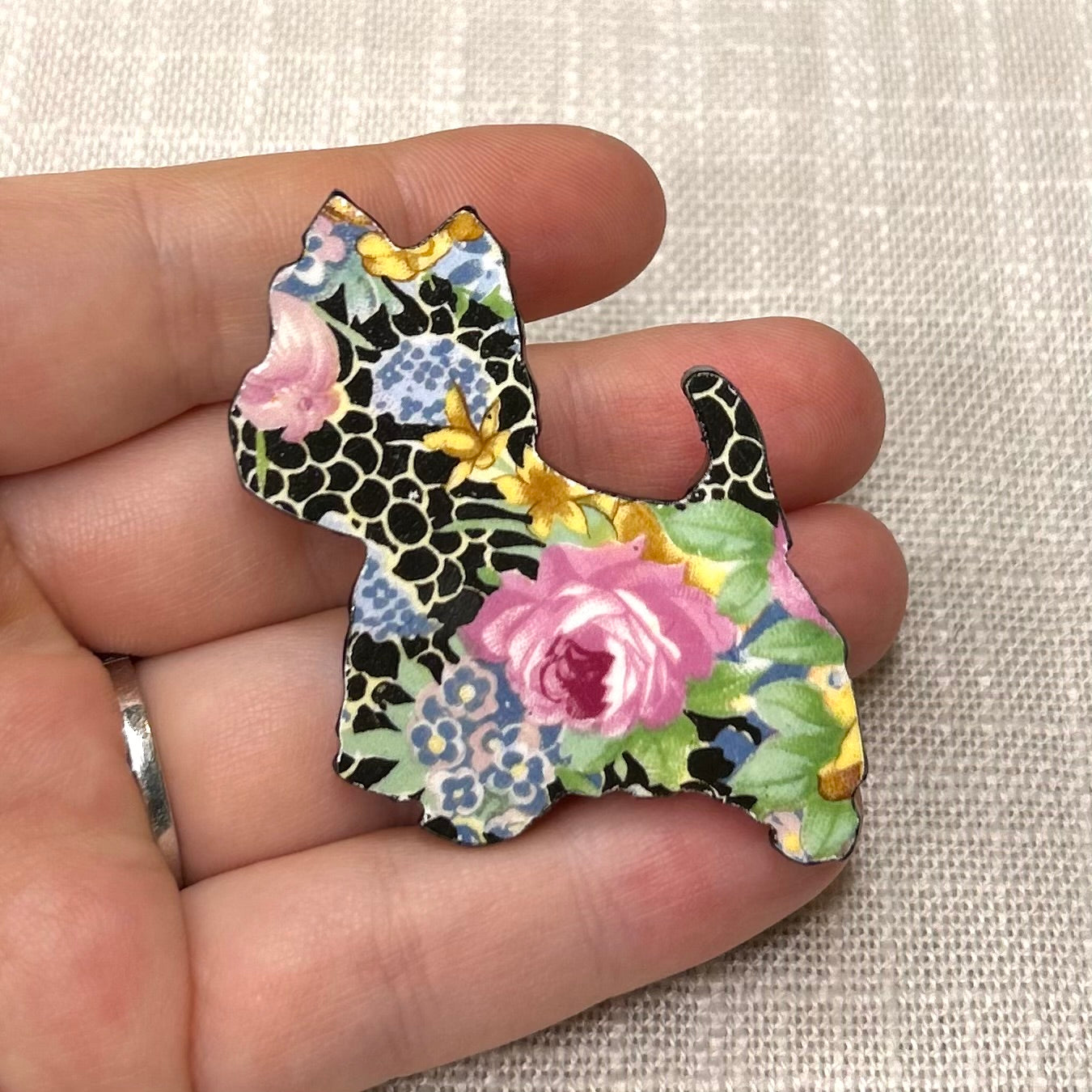 1930’s Royal Winton ‘Hazel’ Brooch M