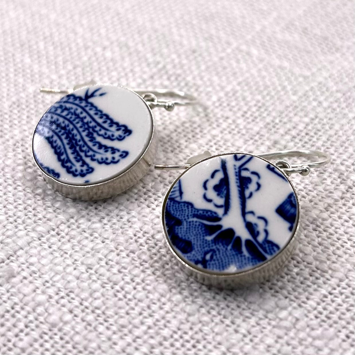 1960’s Sterling Silver Churchill ‘Blue Willow’ Hooks Dangly Earrings