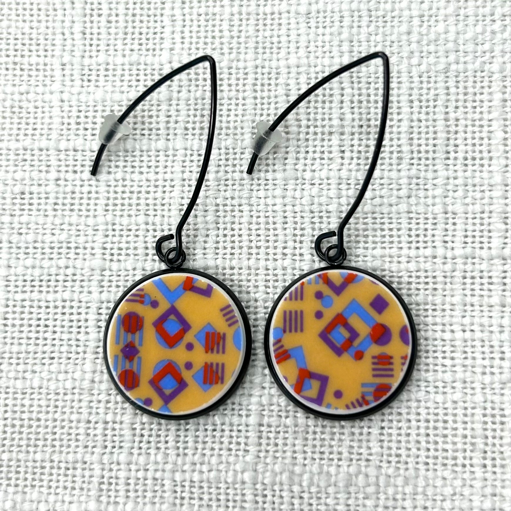 2000’s T2 Hooks Dangly Earrings B