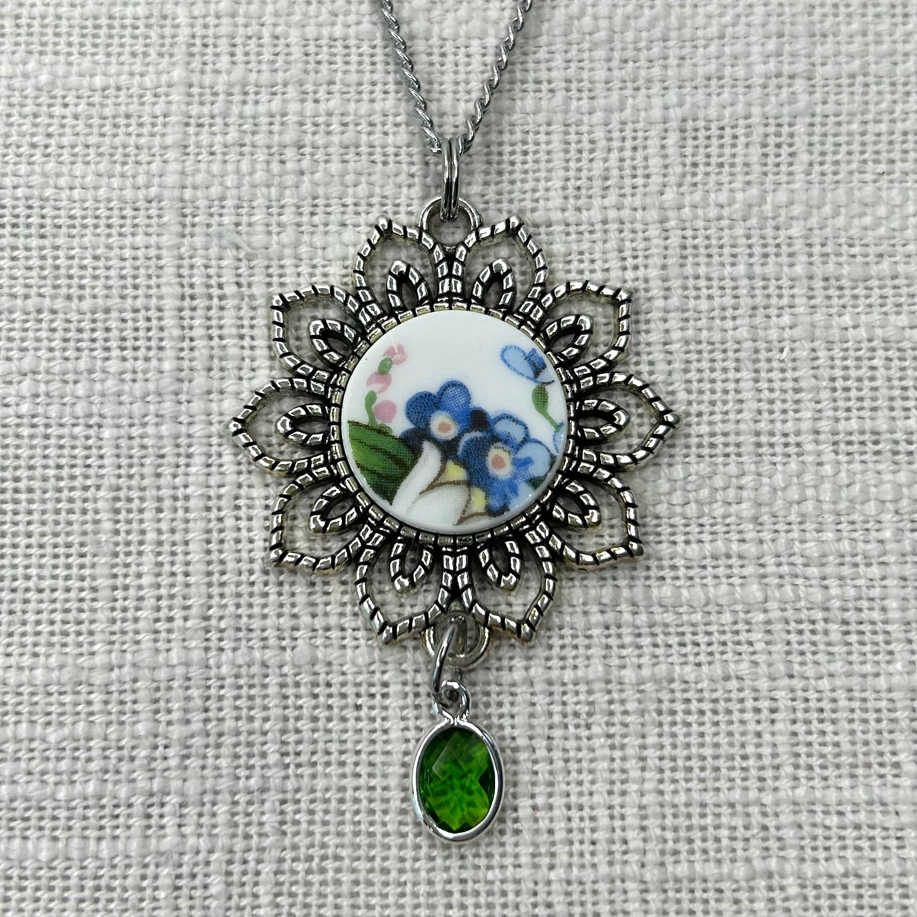 1960’s Duchess ‘Forget me not’ Pendant Necklace