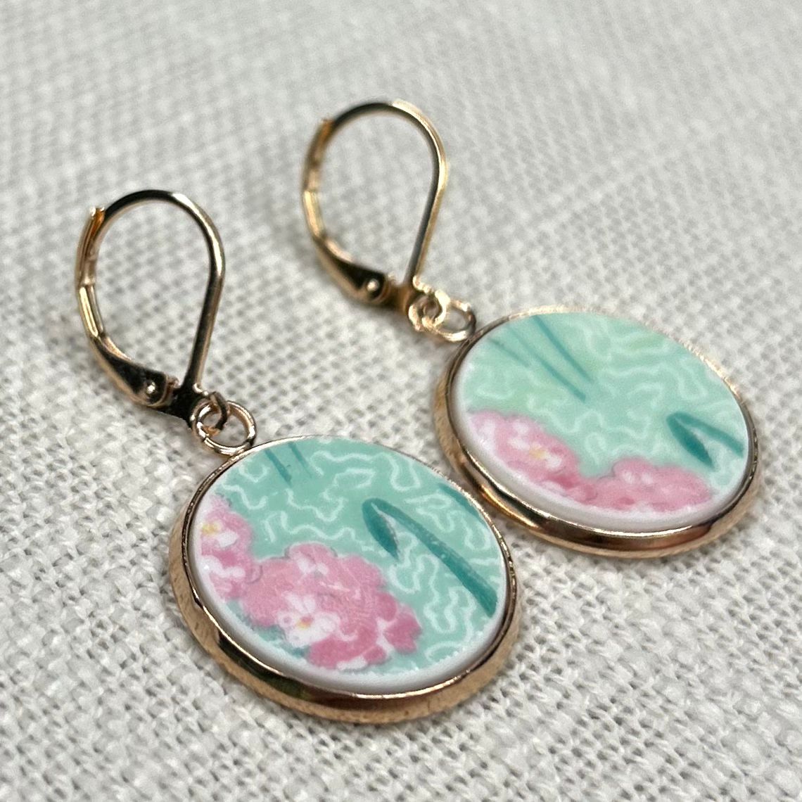 1935-45 Shelley ‘Melody’ Leverback Dangly Earrings RM