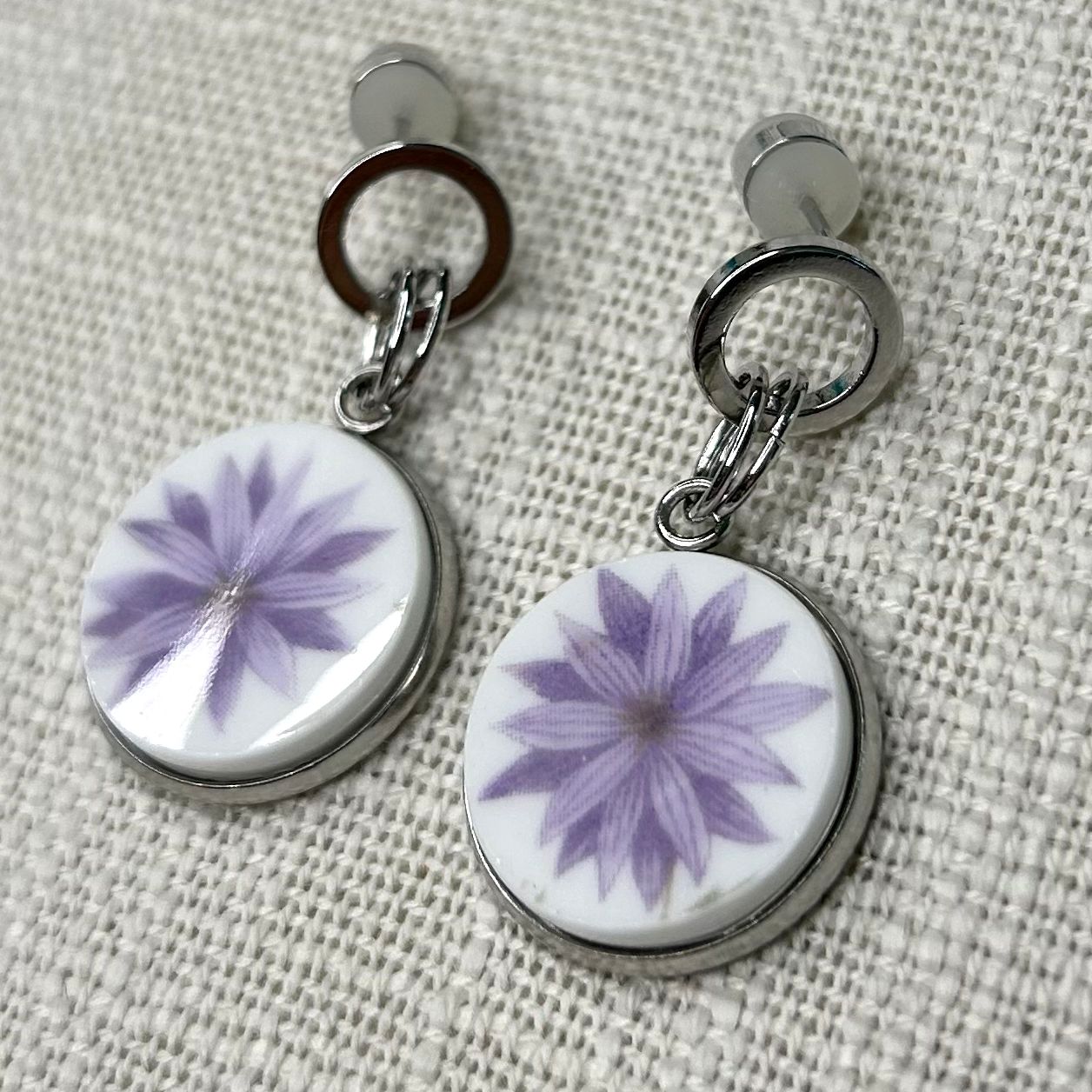 1950’s Gladstone China Stud Dangly Earrings SM