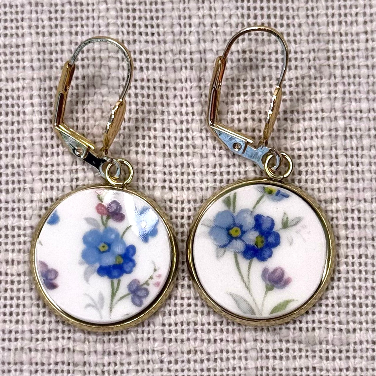 1965 Royal Albert ‘Memory Lane’ Leverback Dangly Earrings YM