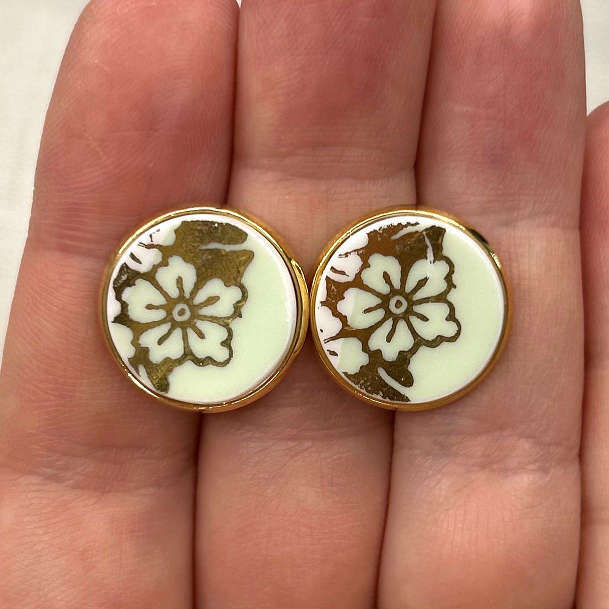 1950’s Royal Staffordshire Studs YM