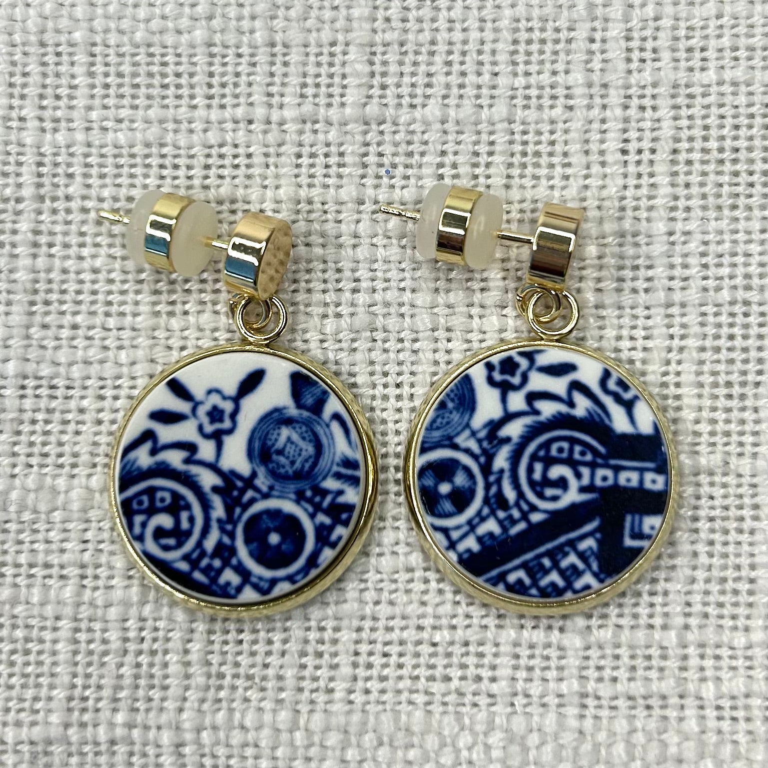 1960/70’s Churchill ‘Blue Willow’ Stud Dangly Earrings Y