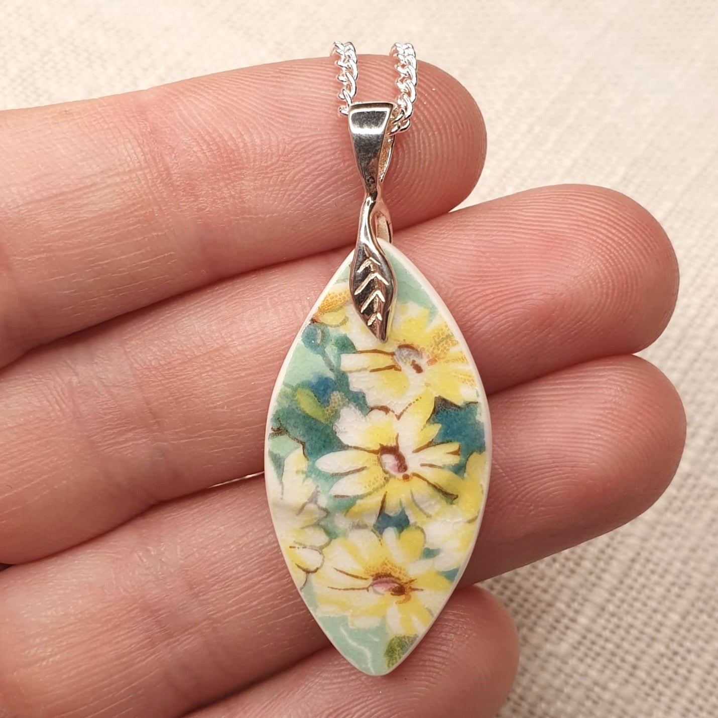 1935-45 Sterling Silver Shelley ‘Melody’ Pendant Necklace