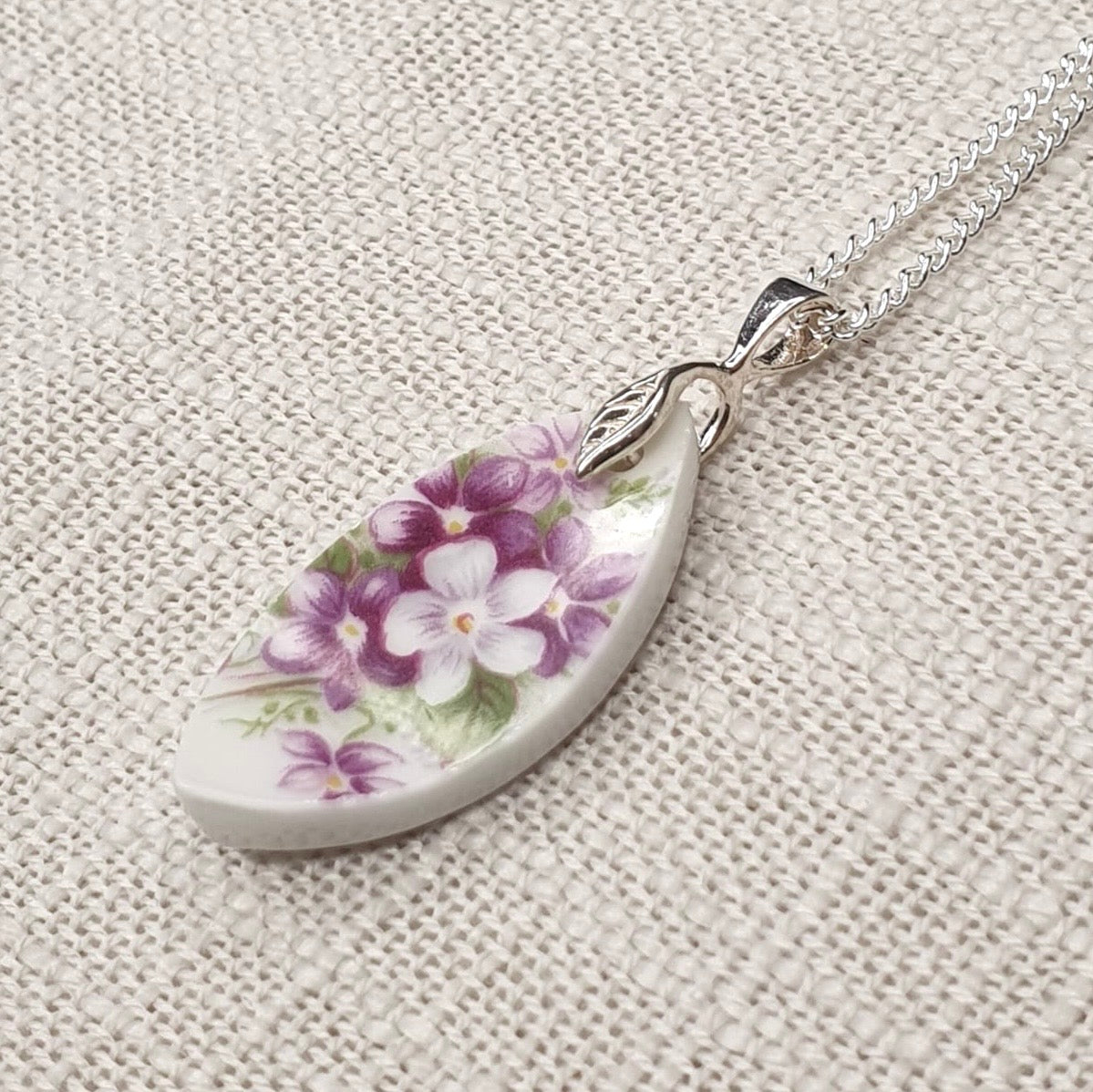 1966 Sterling Silver Royal Albert ‘Sweet Violets’ Pendant Necklace