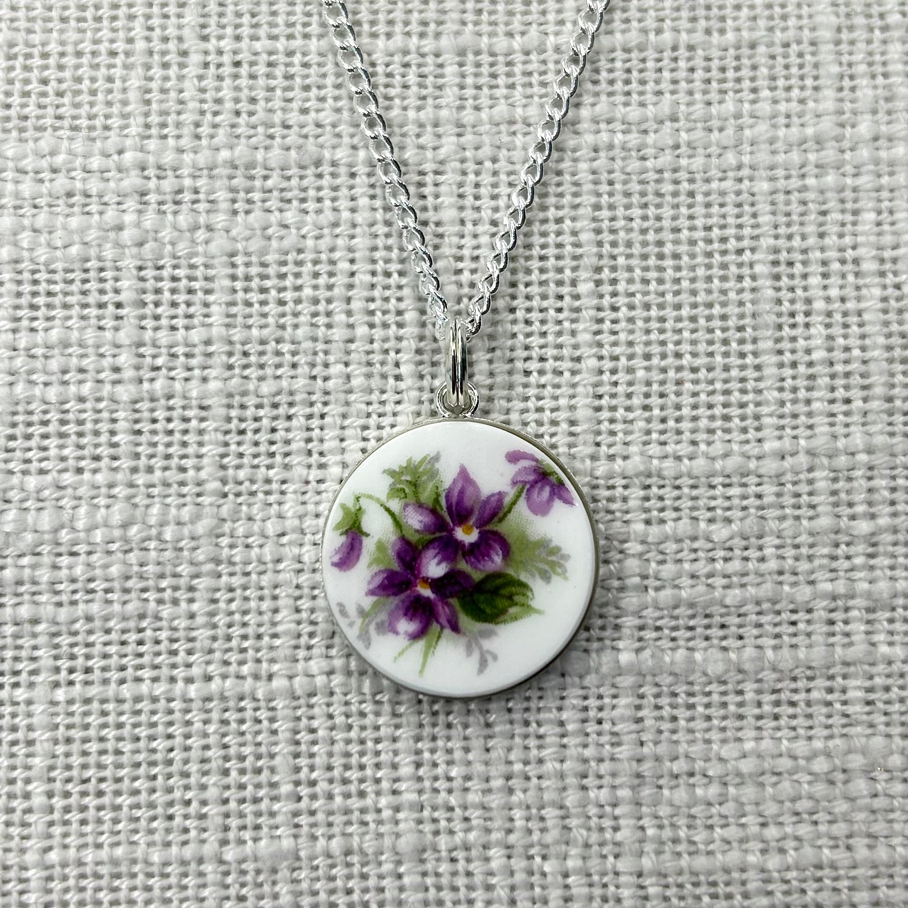 1966 Royal Albert ‘Sweet Violets’ Sterling Silver Pendant Necklace