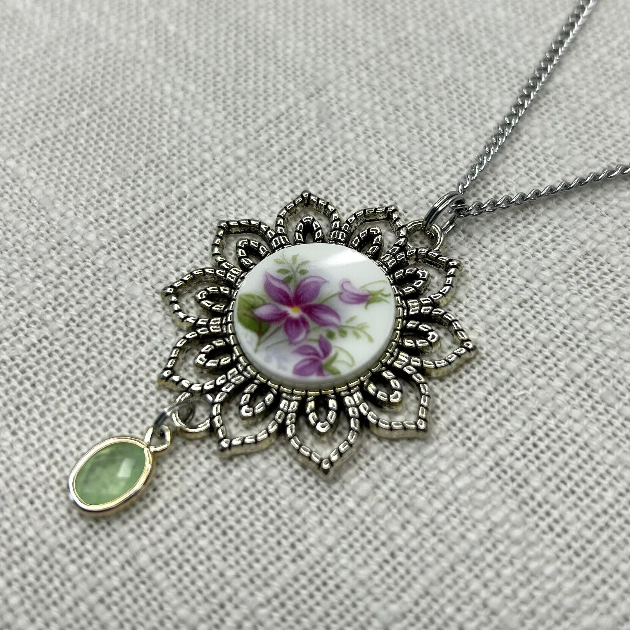 1966 Royal Albert ‘Sweet Violets’ Pendant Necklace