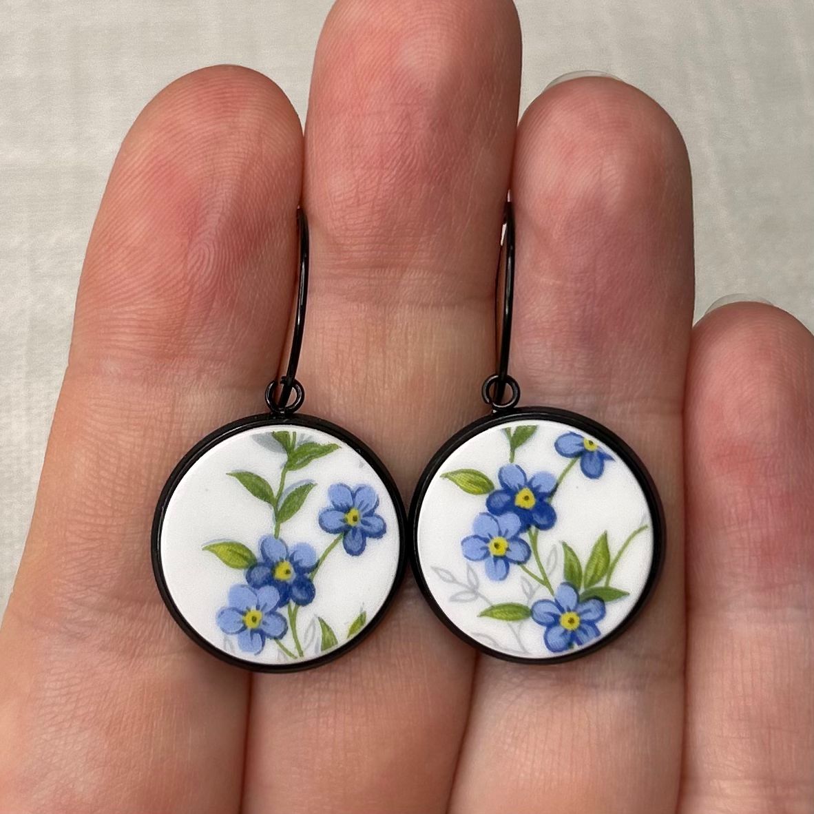1950’s Queen Anne ‘Sonata’ Hoops Dangly Earrings BM