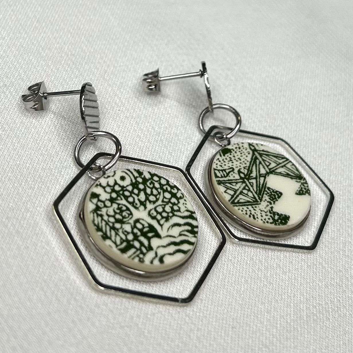 Green Willow Ware by Royal China Stud Dangly Earrings SM