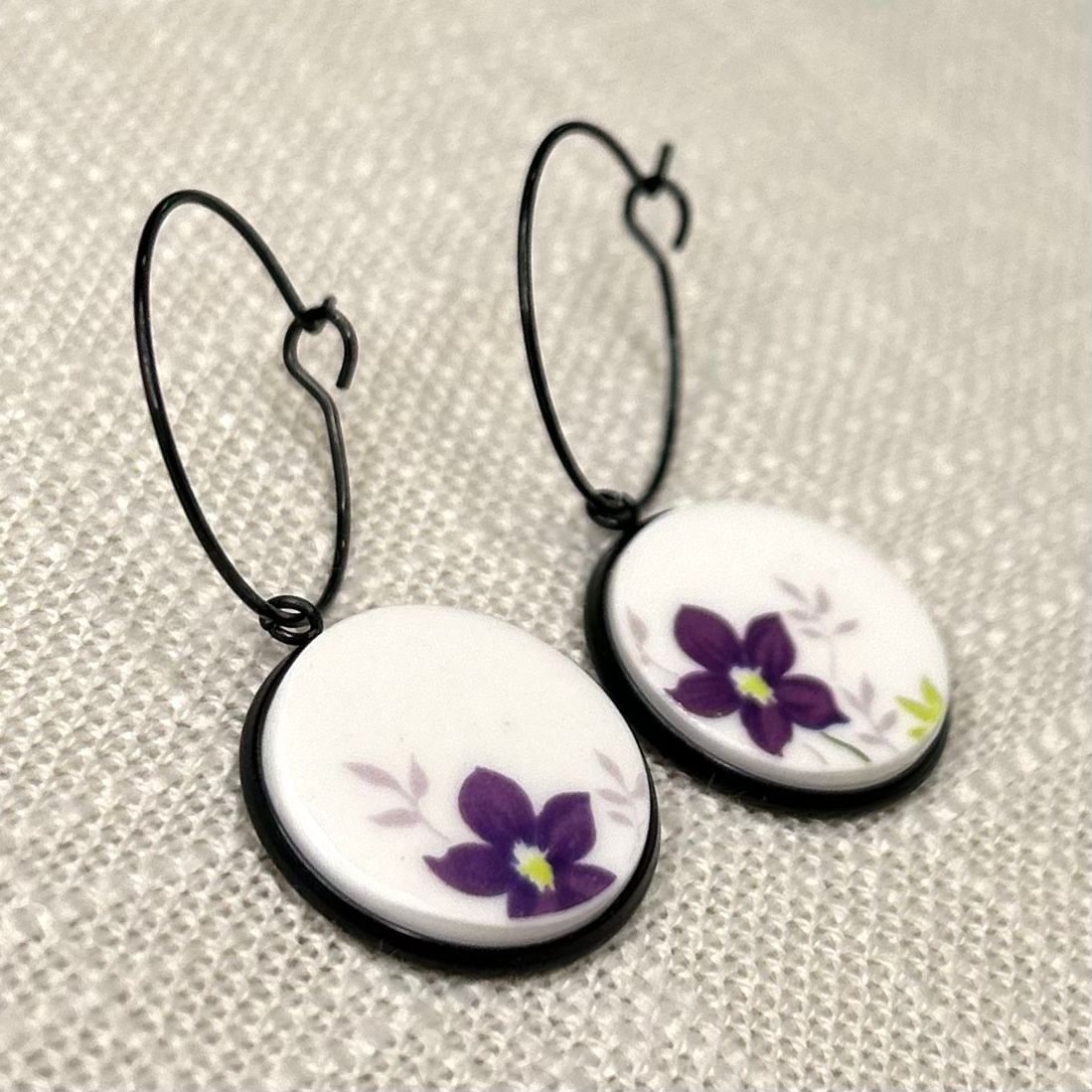 1950’s Queen Anne Hoops Dangly Earrings BM