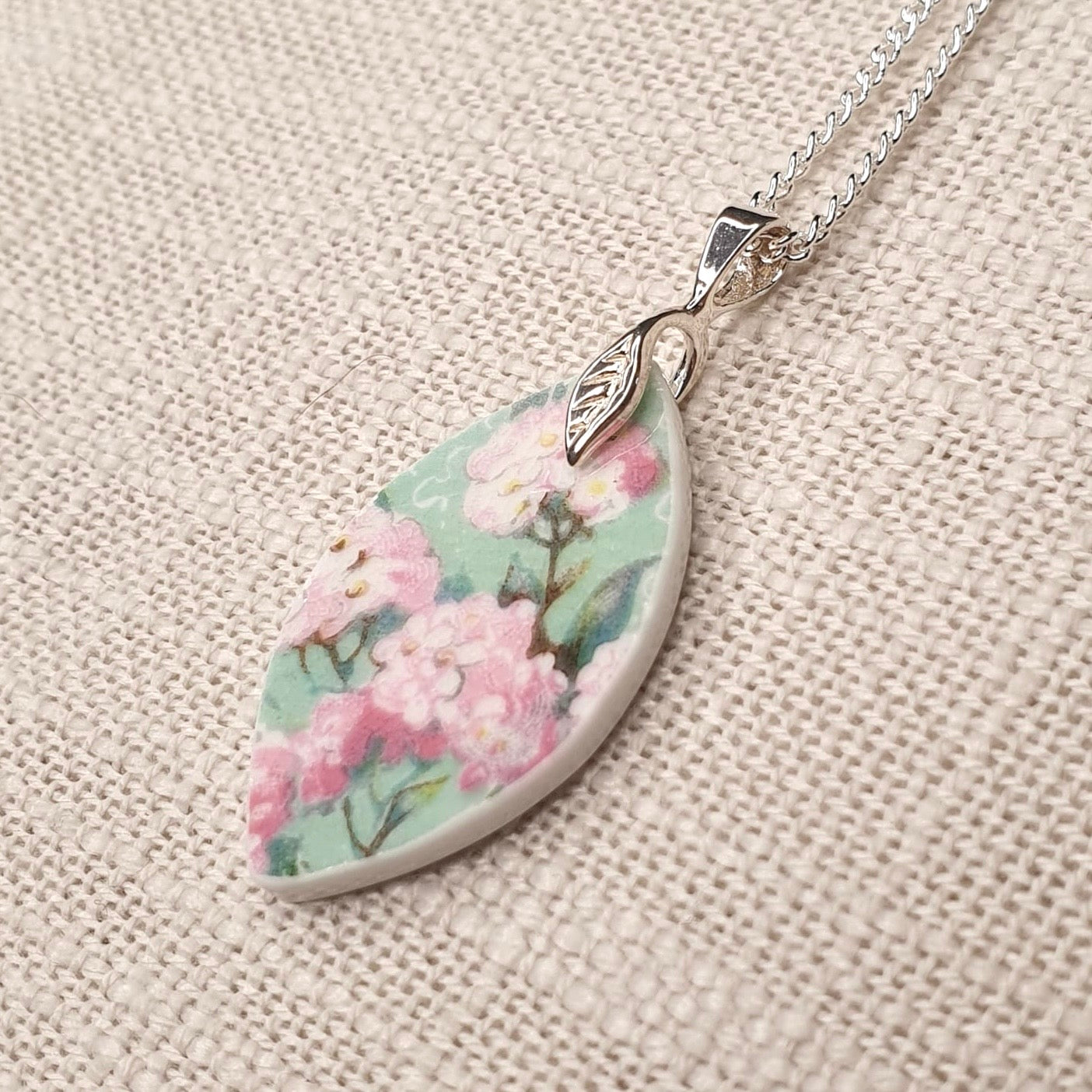 1935-45 Sterling Silver Shelley ‘Melody’ Pendant Necklace