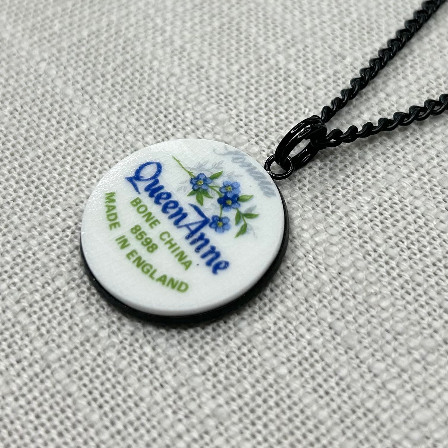 1950s Queen Anne Sonata Backstamp Pendant Necklace Black