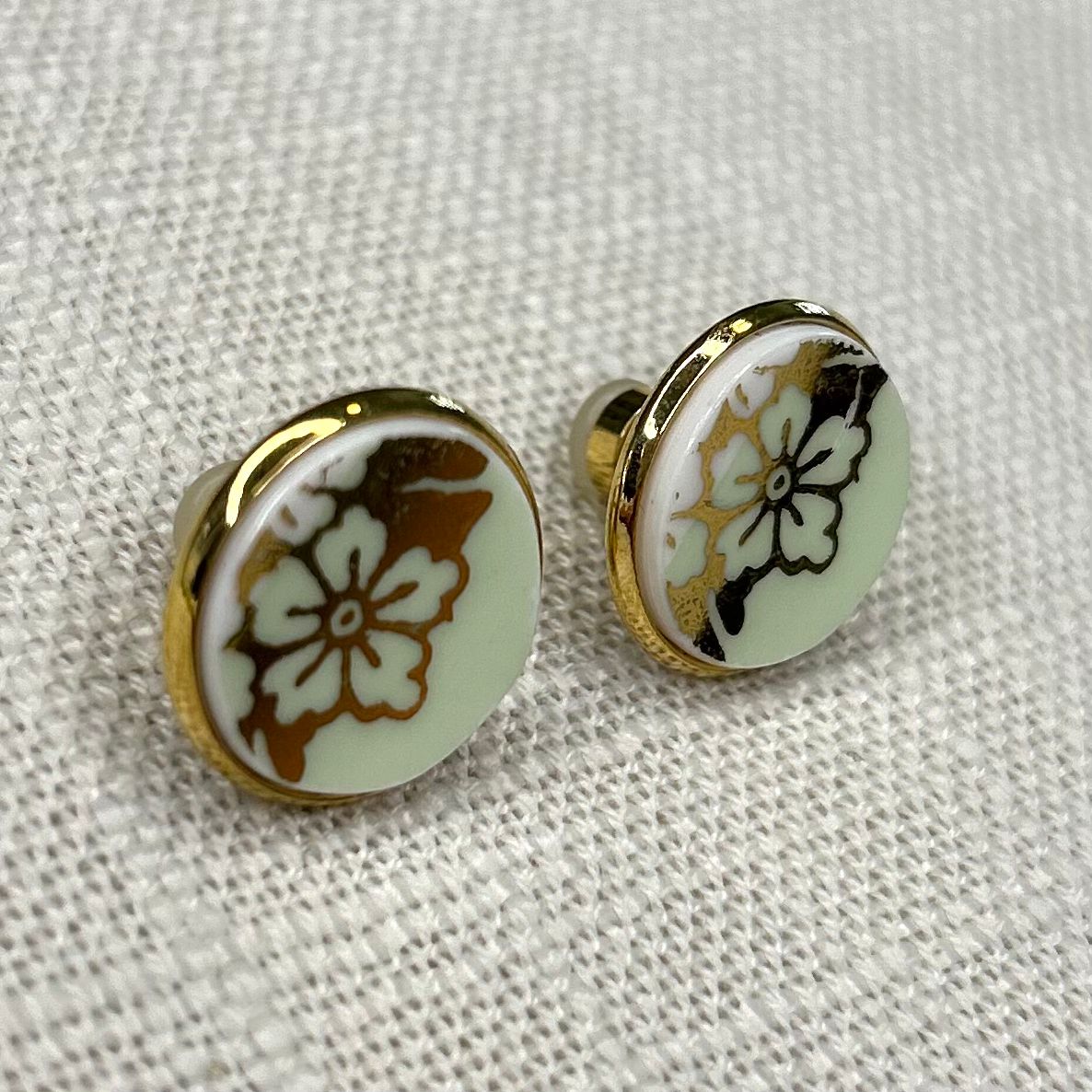 1950’s Royal Staffordshire Studs YM