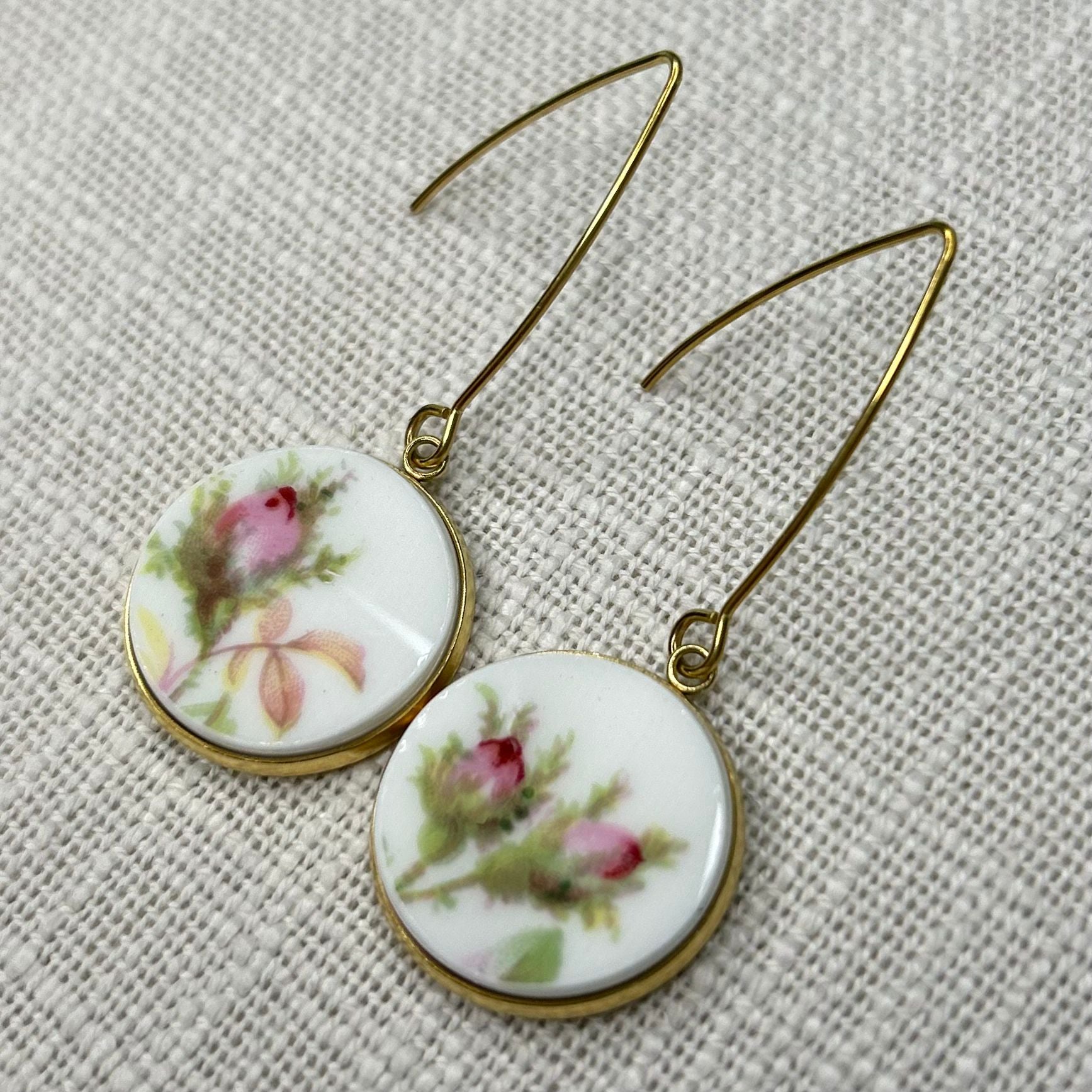 1947 Royal Albert ‘Moss Rose’ Dangly Earrings YM