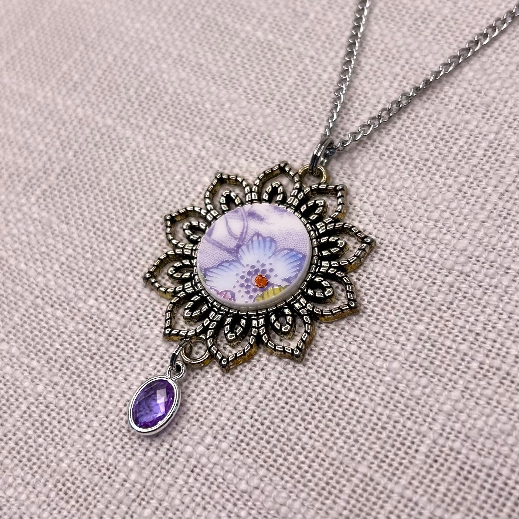 1940’s Colclough Pendant Necklace