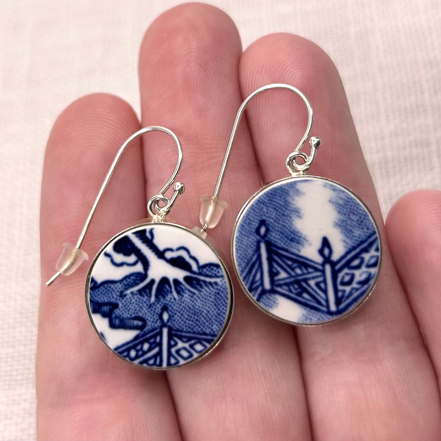 1960’s Sterling Silver Churchill ‘Blue Willow’ Hooks Dangly Earrings