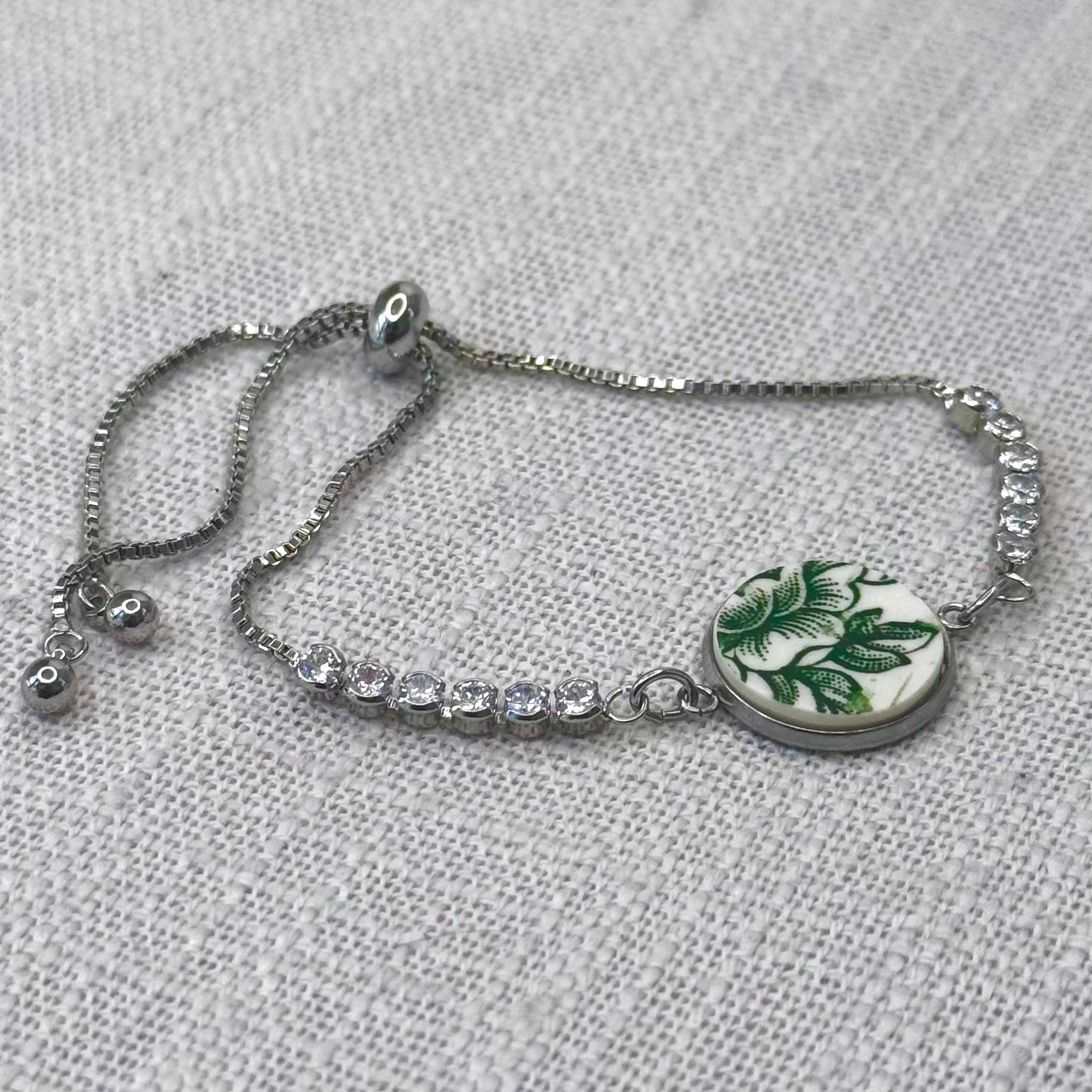 1960’s English Ironstone Adjustable Bracelet P