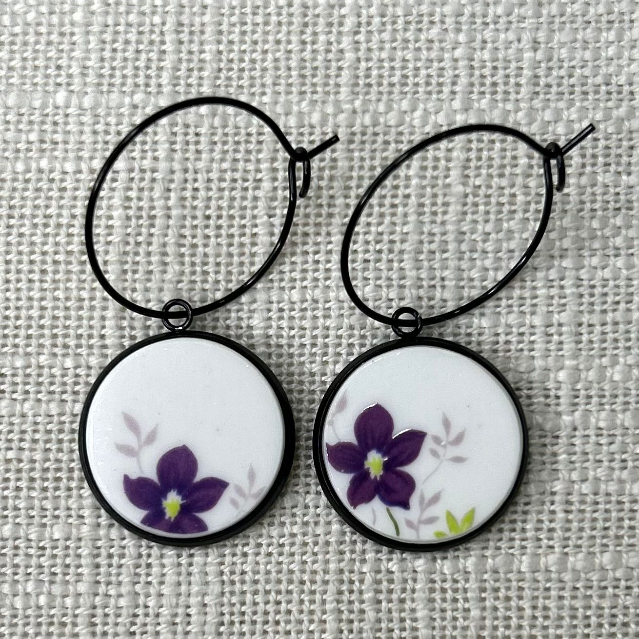 1950’s Queen Anne Hoops Dangly Earrings BM
