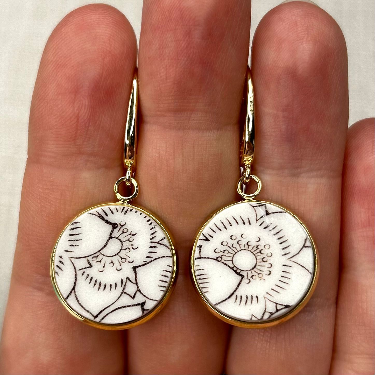 1960’s Jonson of Australia ‘Lotus’ Leverback Dangly Earrings YM