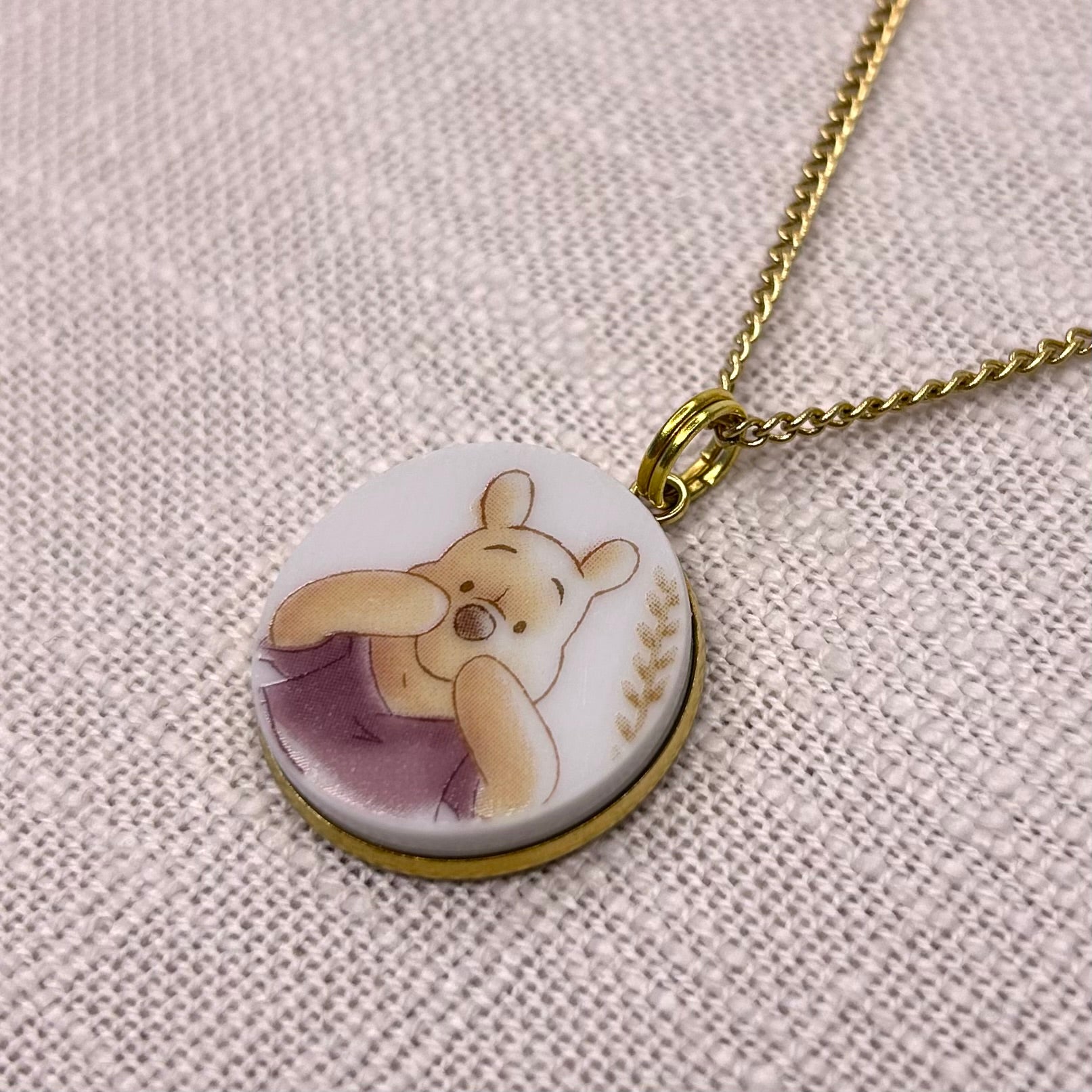 2000’s Winnie The Pooh Pendant Necklace Y