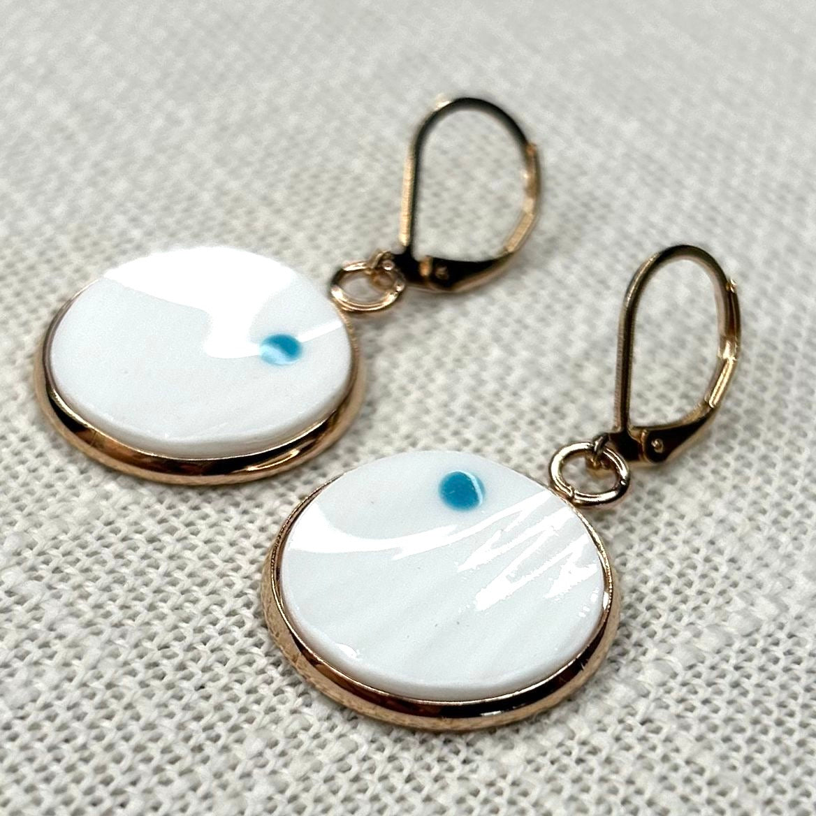 1938-66 Shelley ‘Polka Dot’ Leverback Dangly Earrings RM