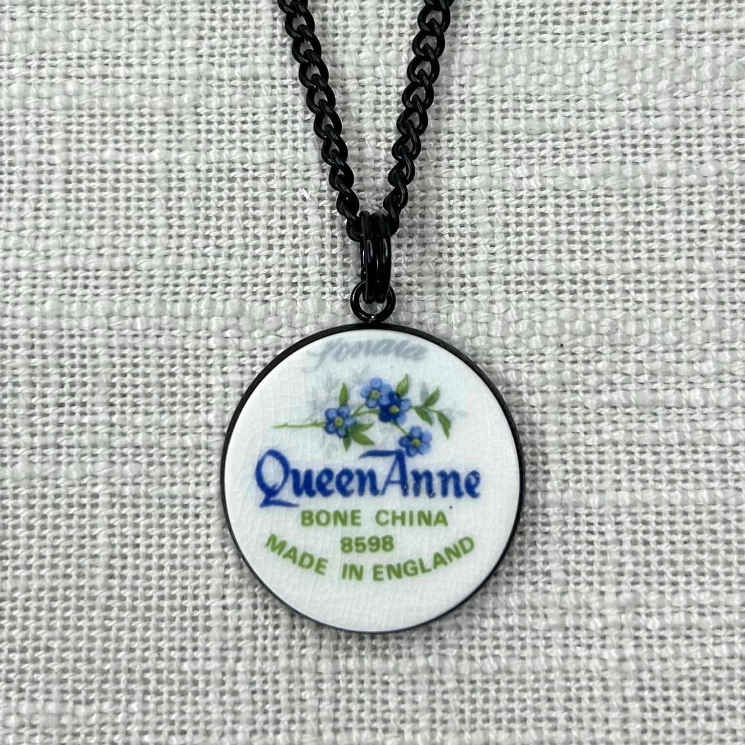 1950s Queen Anne Sonata Backstamp Pendant Necklace Black