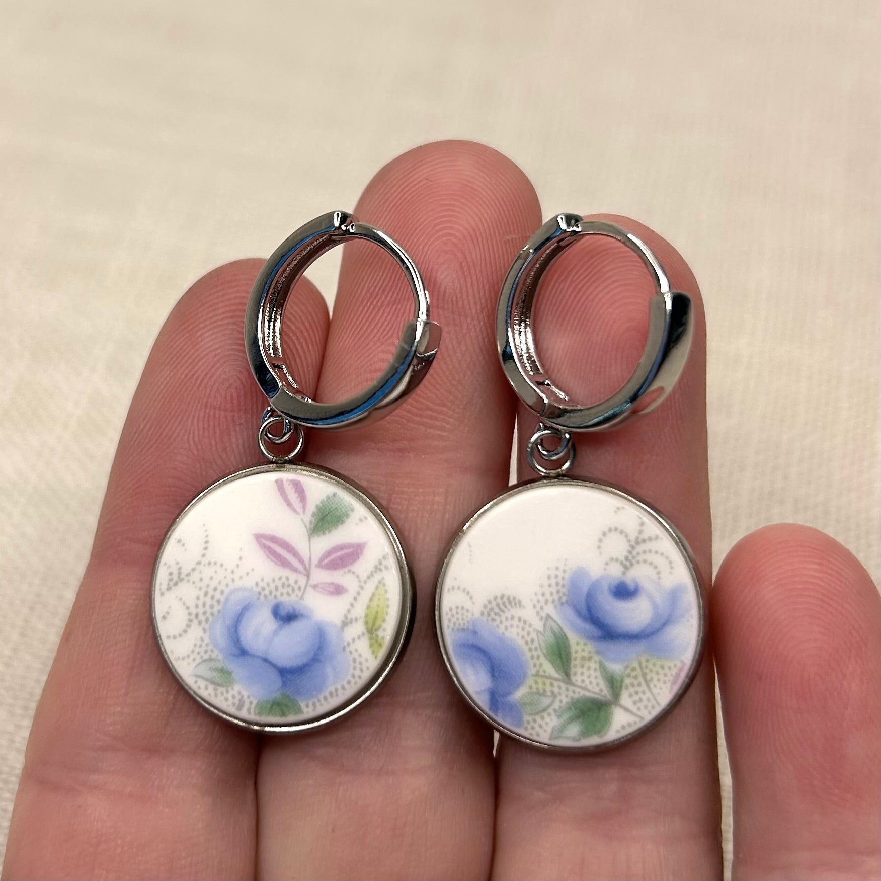 1989-98 Royal Albert ‘Blue Blossom’ Dangly Earrings YS