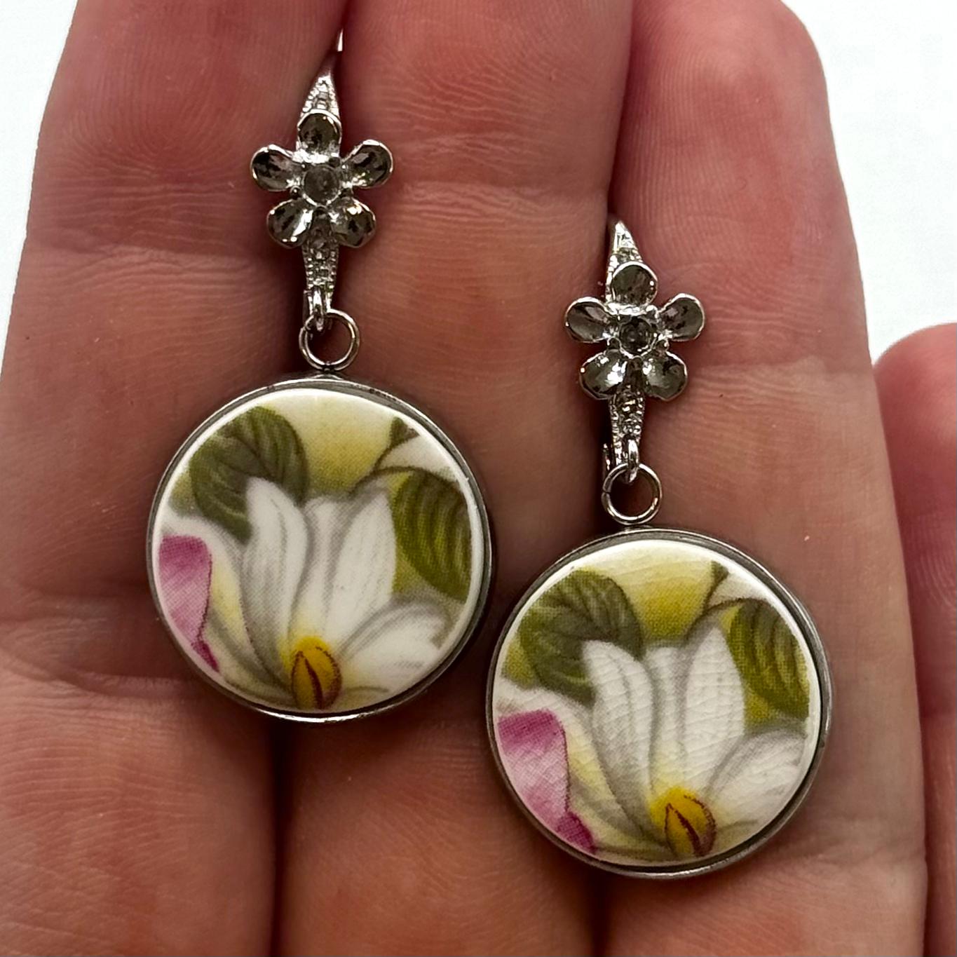 Reclaimed China Queen Anne 1950s Leverback Earrings Silver