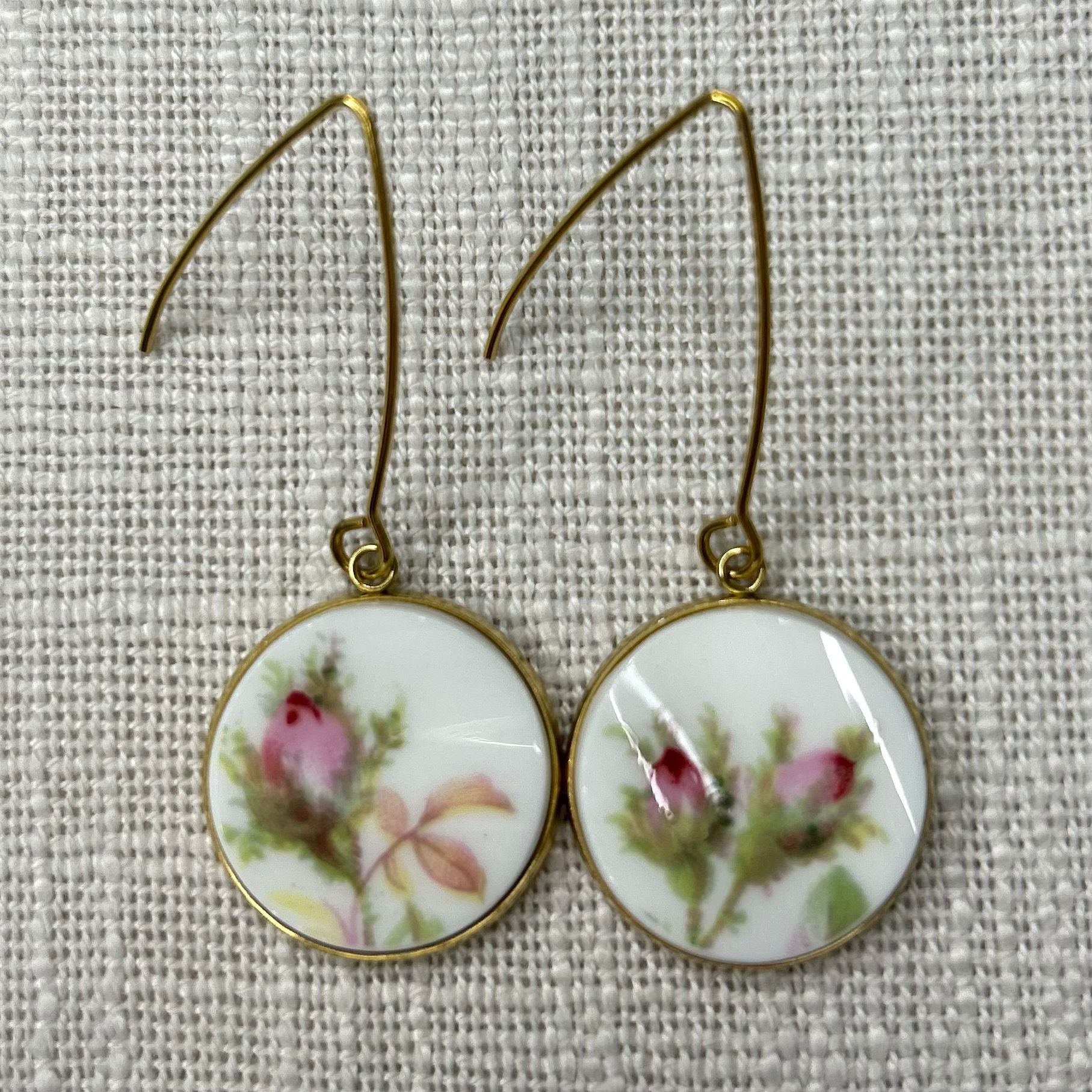 1947 Royal Albert ‘Moss Rose’ Dangly Earrings YM