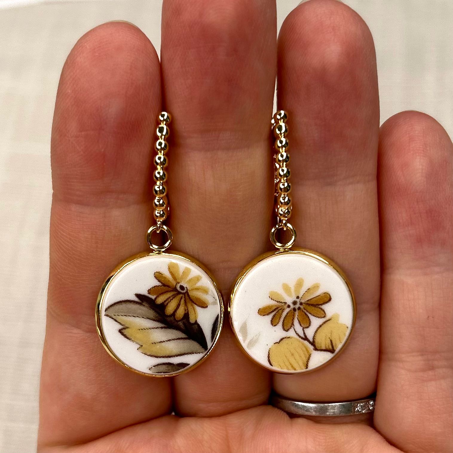 1950’s Queen Anne Leverback Dangly Earrings YM