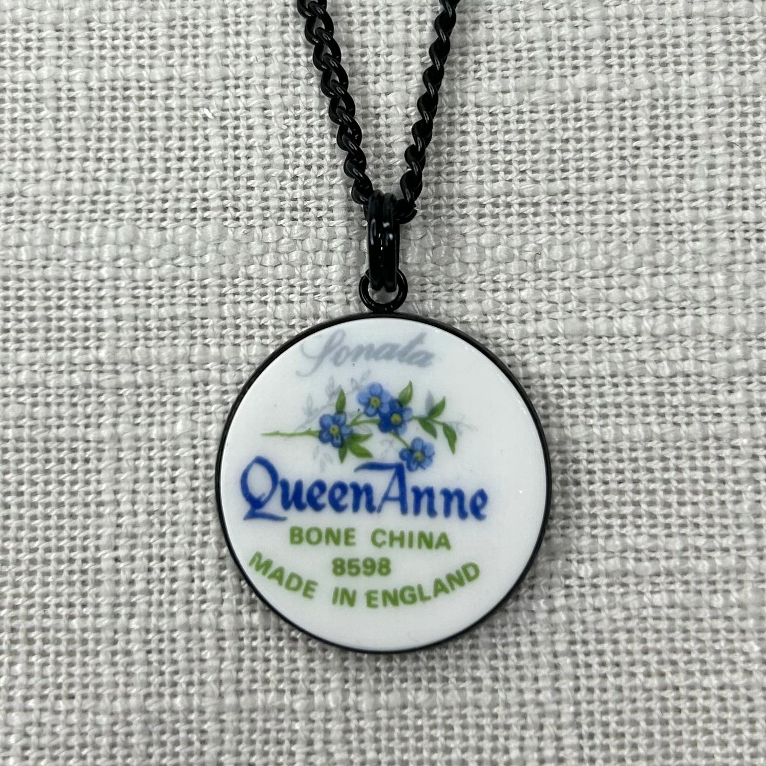 1950s Queen Anne Sonata Backstamp Pendant Necklace Black