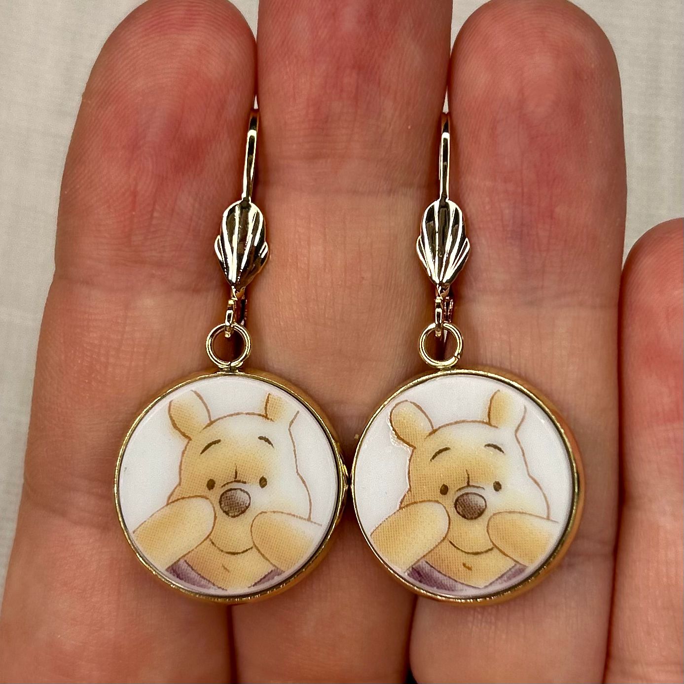 Winnie the Pooh Leverback Dangly Earrings YM