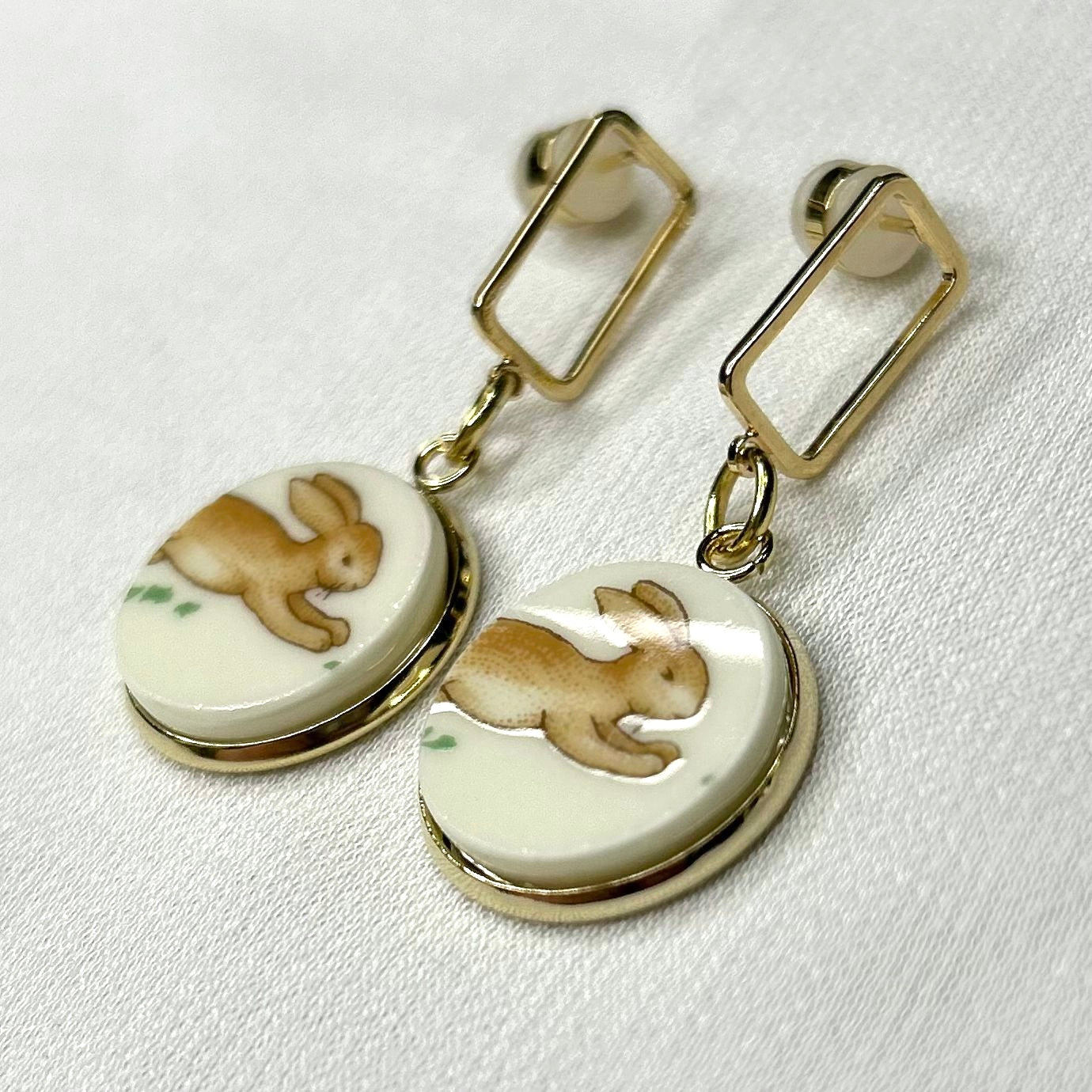 Royal Doulton ‘Bunnykins’ Stud Dangly Earrings YM
