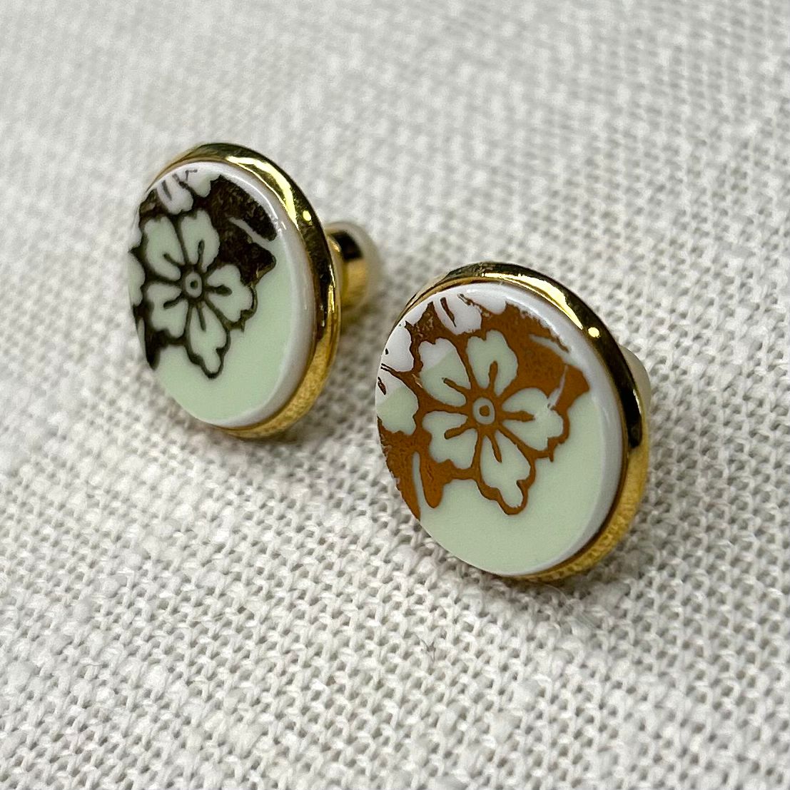 1950’s Royal Staffordshire Studs YM