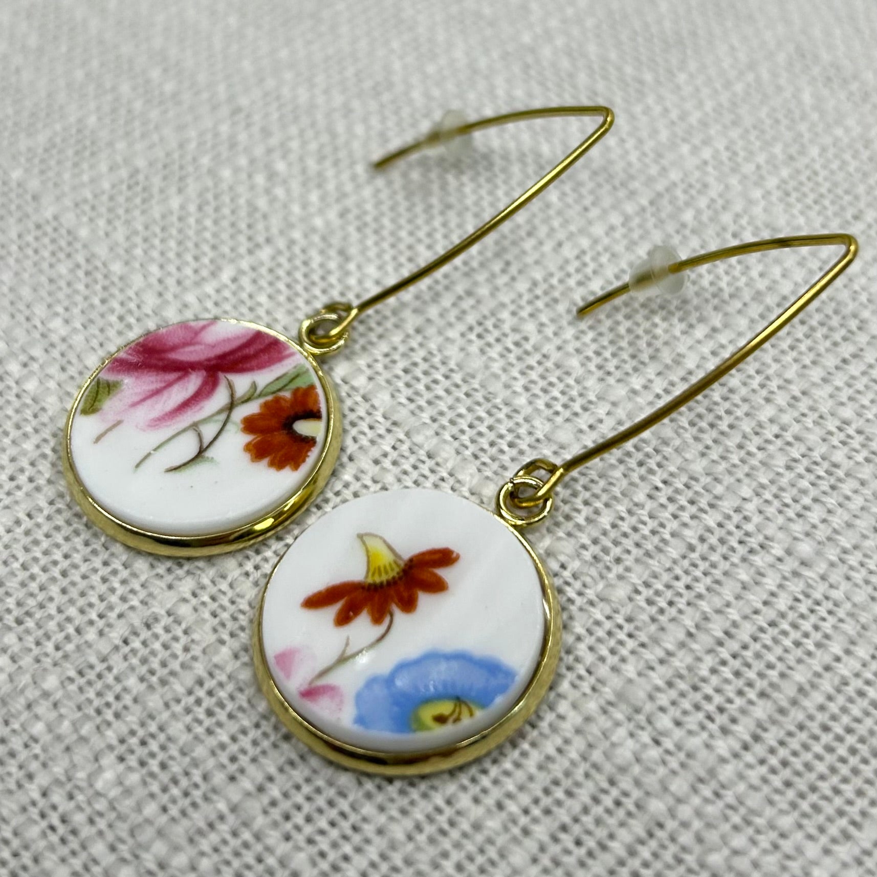1950’s Shelley Hooks Dangly Earrings Y