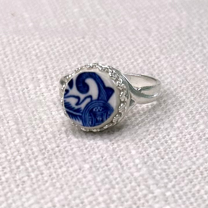 1960’s Churchill ‘Blue Willow’ Sterling Silver Adjustable Ring