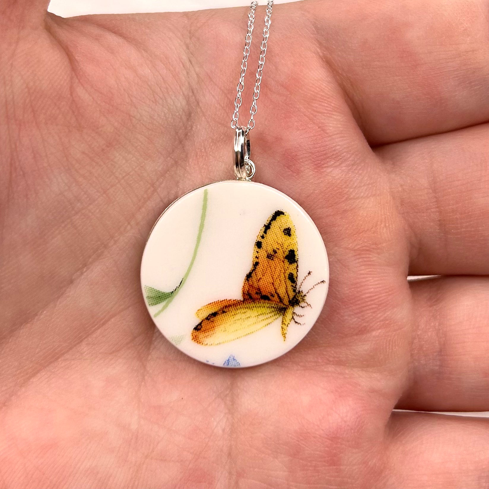 Sterling Silver Butterfly Pendant Necklace 2000’s M