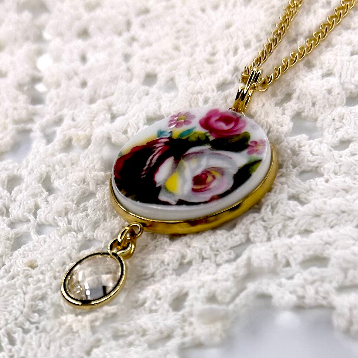 1980s Royal Albert Celebration Pendant Necklace