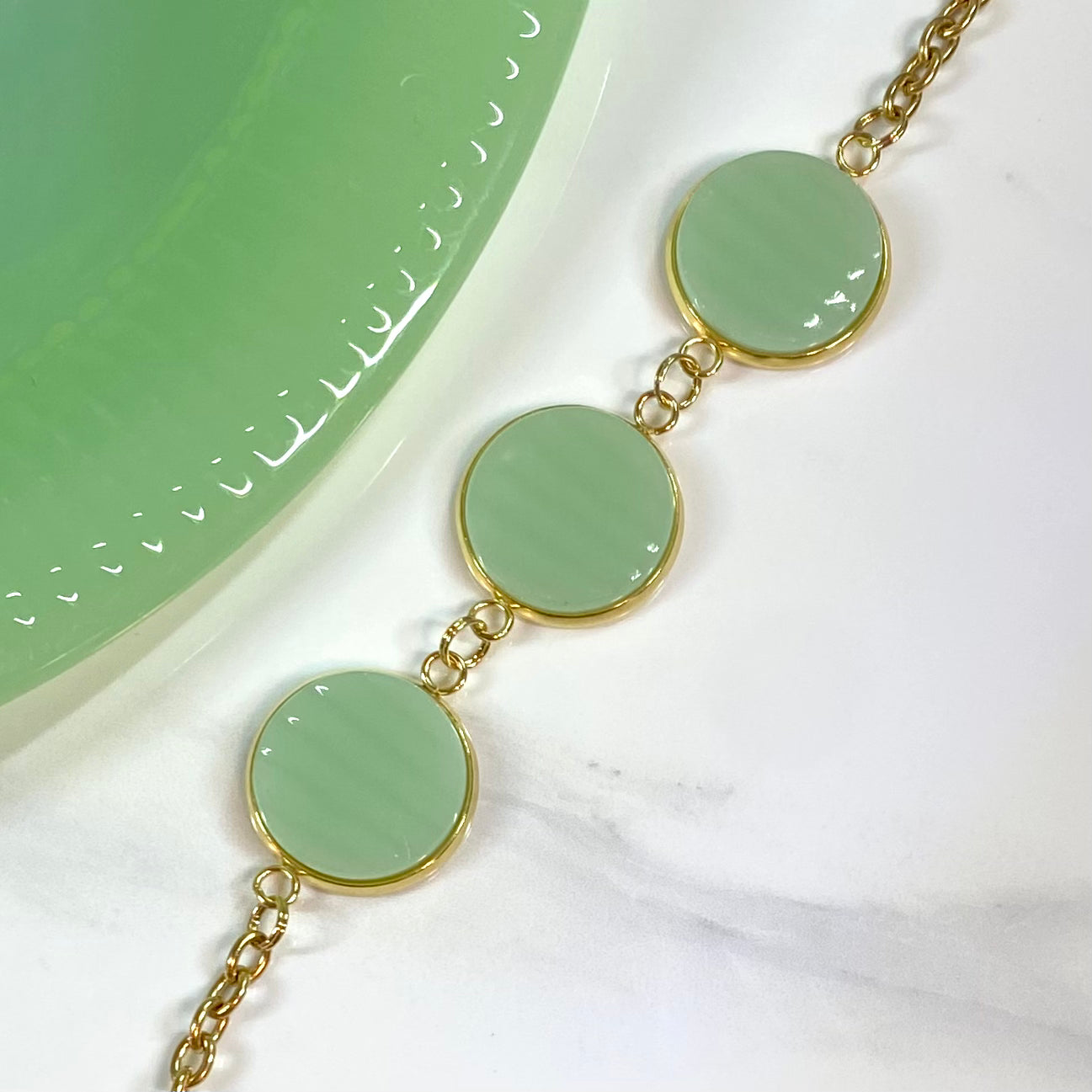 1950’s Fire King ‘Jadeite’ Bracelet YG