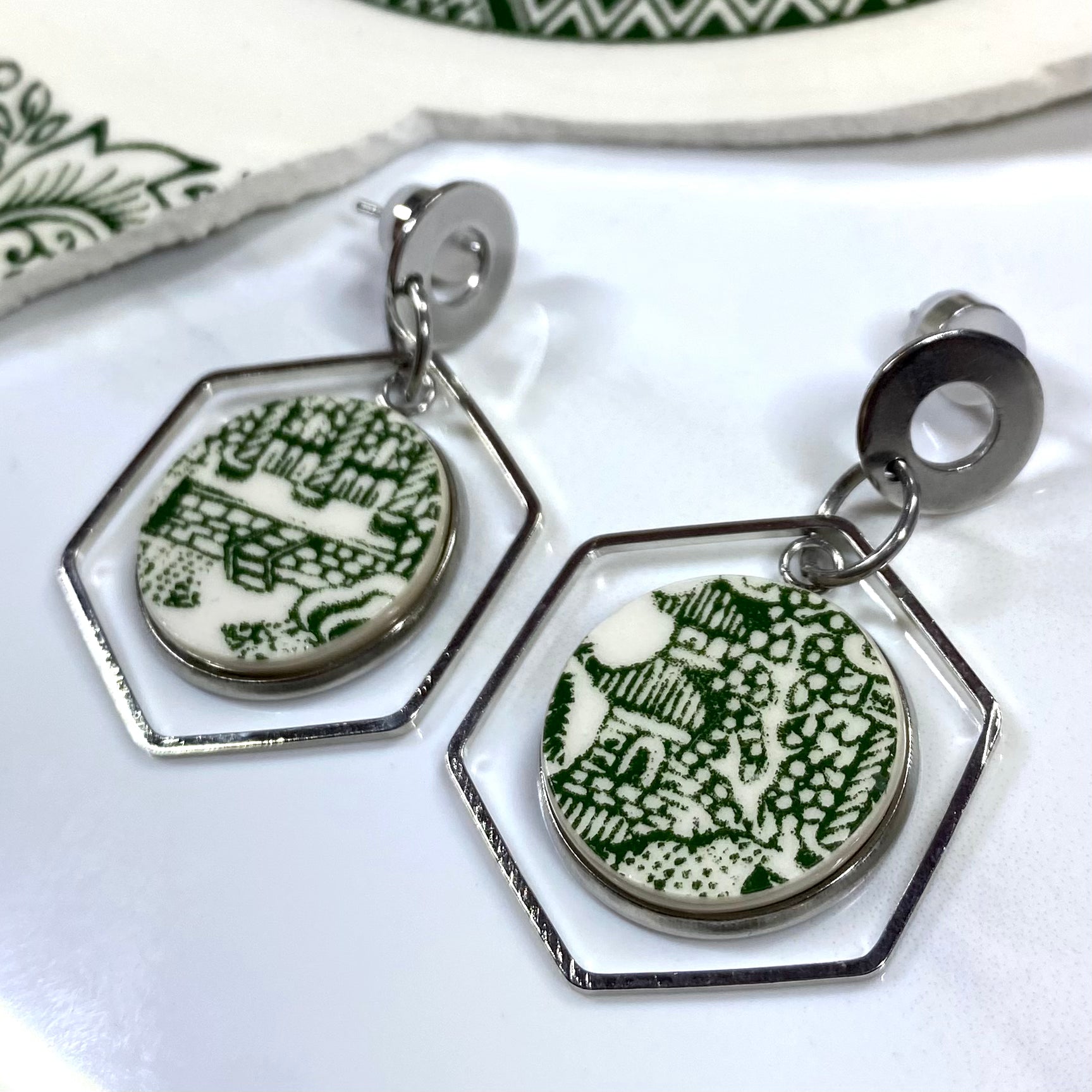 Green Willow Ware by Royal China Stud Dangly Earrings Silver