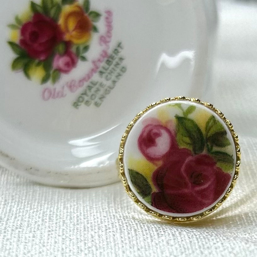 1962 Royal Albert ‘Old Country Roses’ Sterling Silver With Yellow Gold Plate Ring M