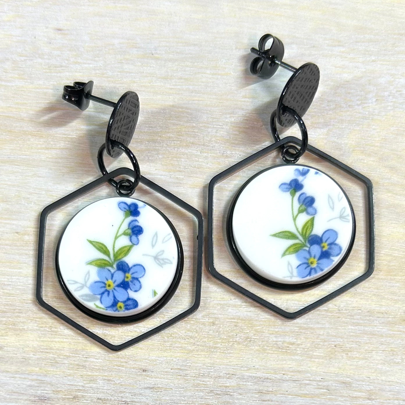 1950’s Queen Anne ‘Sonata’ Stud Dangly Earrings B