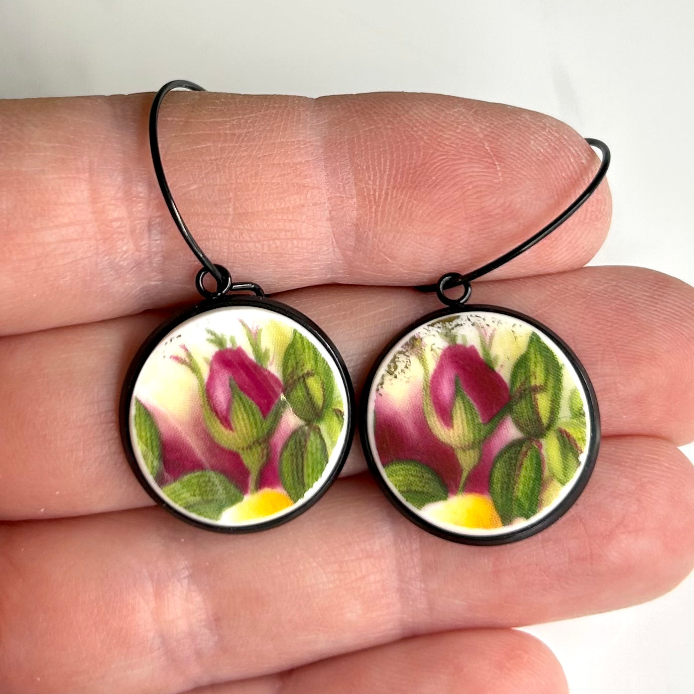 1962 Royal Albert ‘Old Country Roses’ Dangly Earrings BM