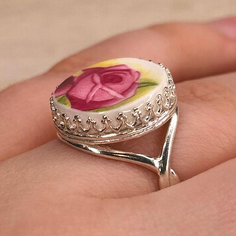 1962 Sterling Silver Royal Albert ‘Old Country Roses’ Ring
