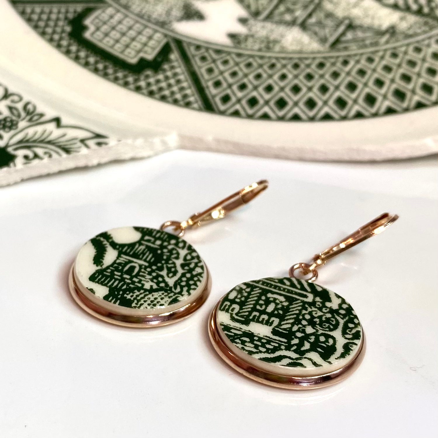 Green Willow Ware by Royal China Huggies Leverback Dangly Earrings RG