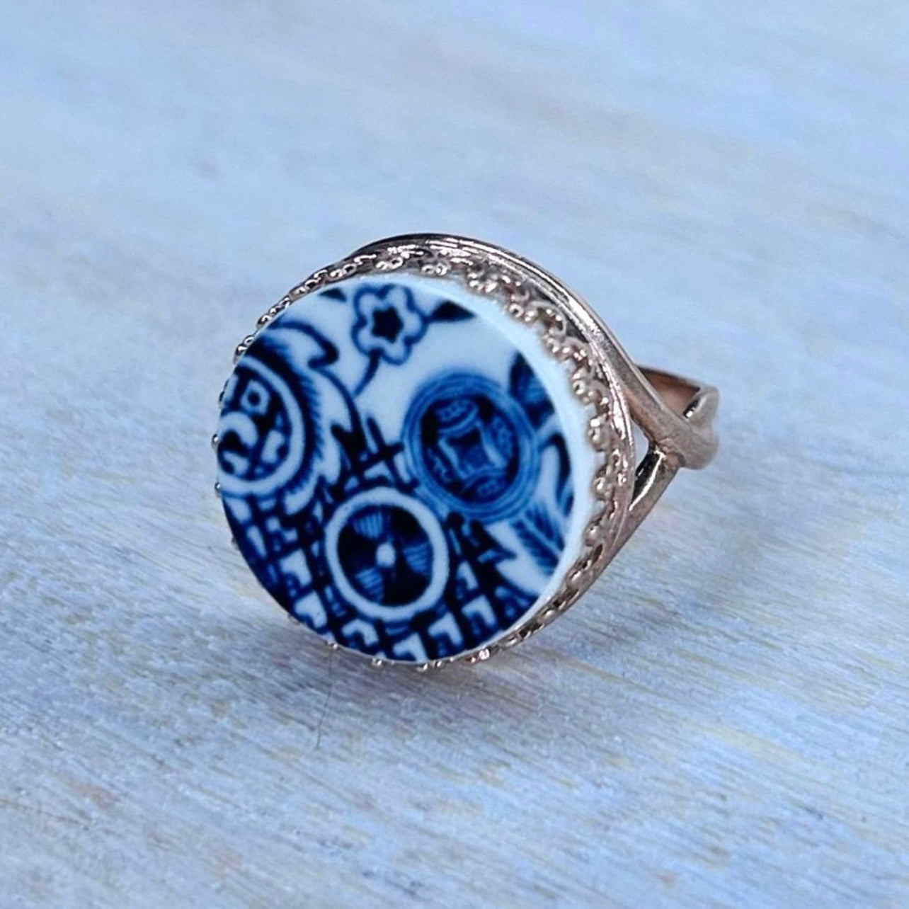1960/70’s Rose Gold over Sterling Silver Churchill ‘Blue Willow’ Ring