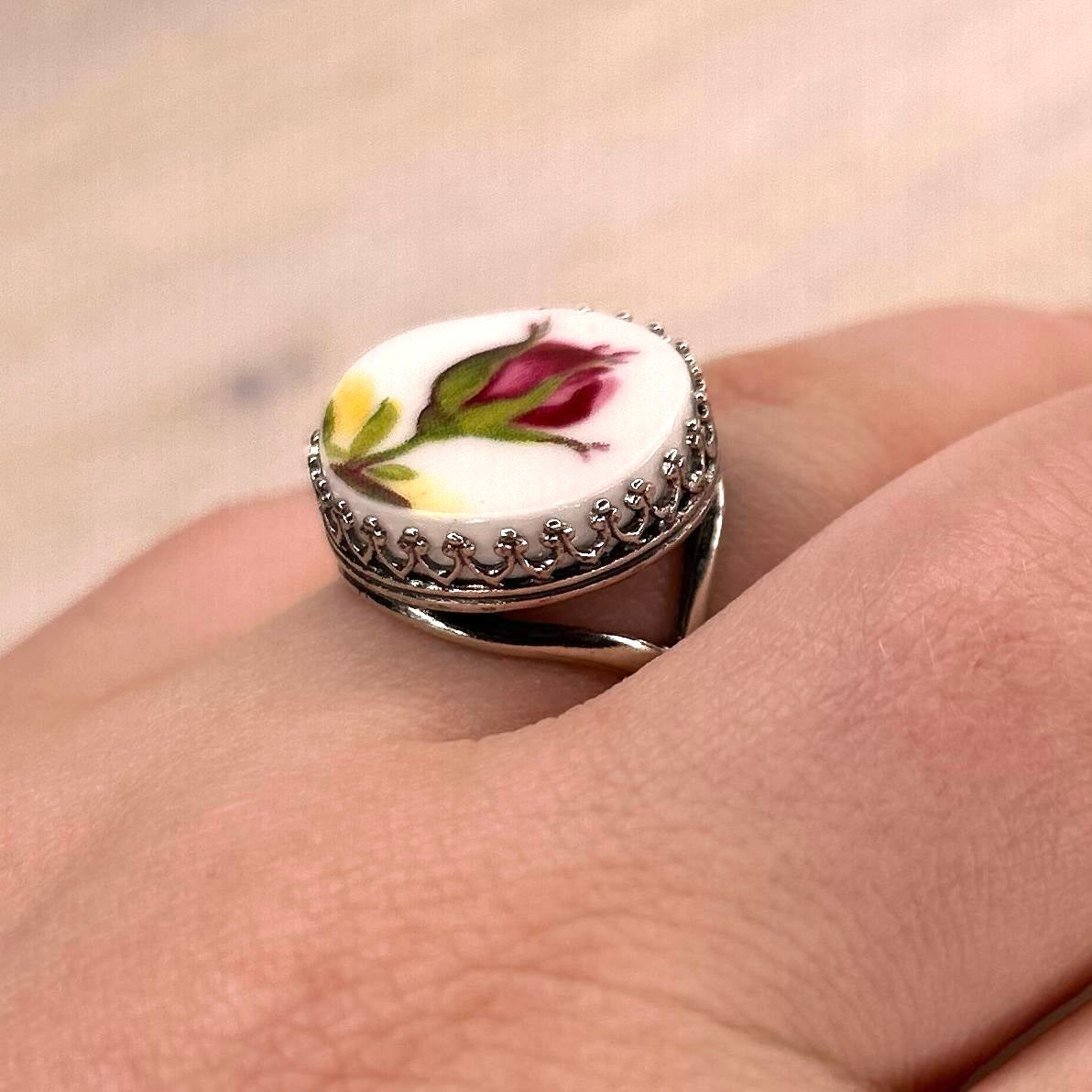 1962 Sterling Silver Royal Albert ‘Old Country Roses’ Ring